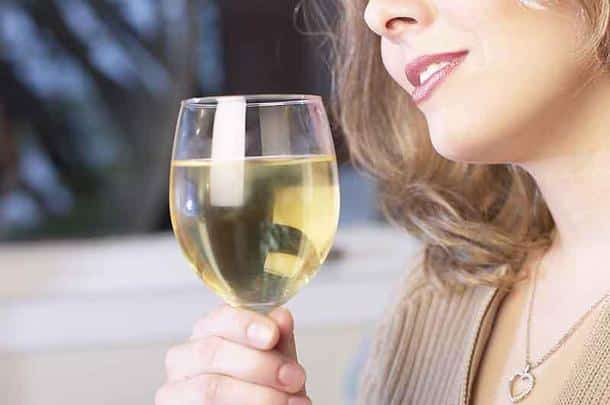 La consommation de vin augmenterait-elle le risque de
cancer du sein chez la femme ? C'est ce que nous dit cette étude...