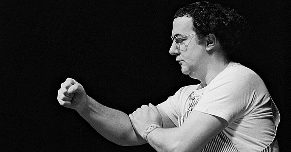 En 1981, Coluche écrit une lettre sur les raisons de son En 1981, Coluche écrit une lettre sur les raisons de son