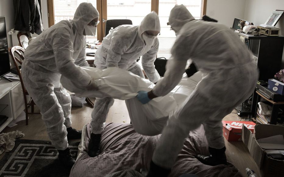 Coronavirus : la terrible réalité des victimes décédées à leurs