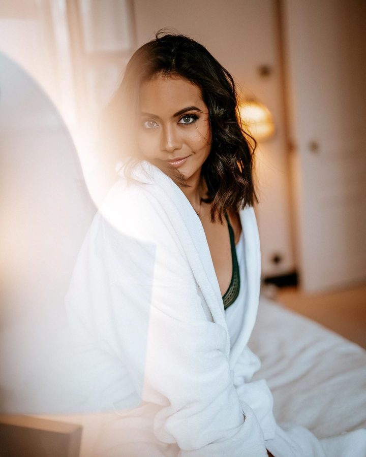 Vaimalama Chavez enceinte?