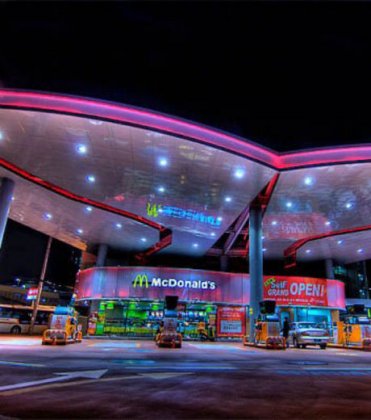 architecture-futuriste-voire-ovniesque-pour-ce-restaurant-mcdonald-s-situe-a-uslan-en-coree-du-sud_112159_w460