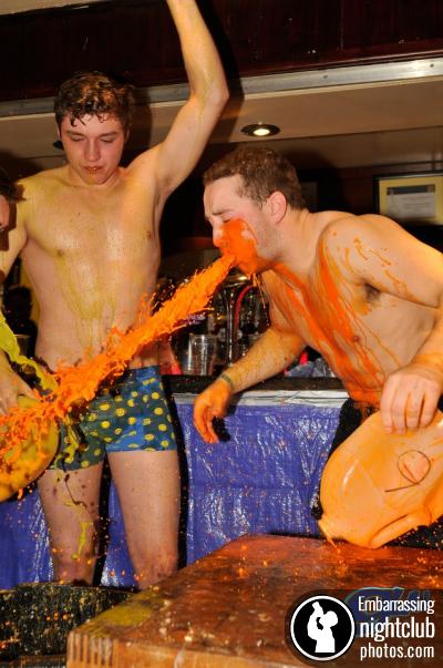 11391_447787298626669_1275733141_n