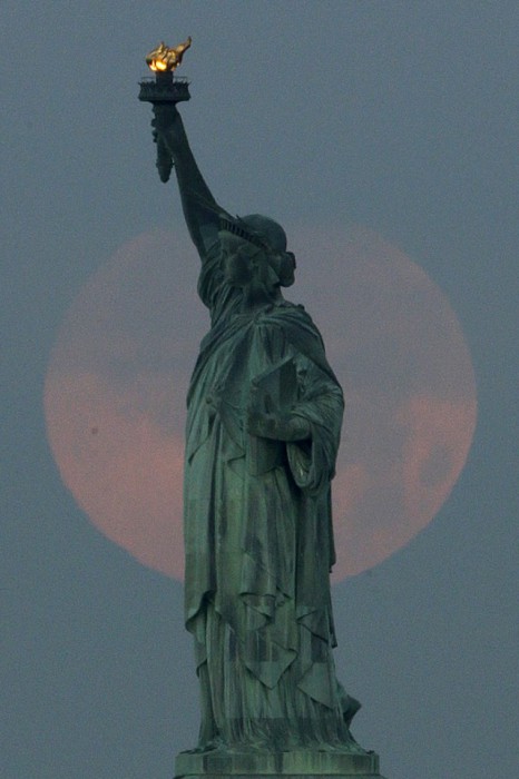 Super-Lune-Statue-Liberte-640x960