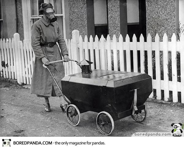 poussette-resistante-gaz-guerre-uk-1938