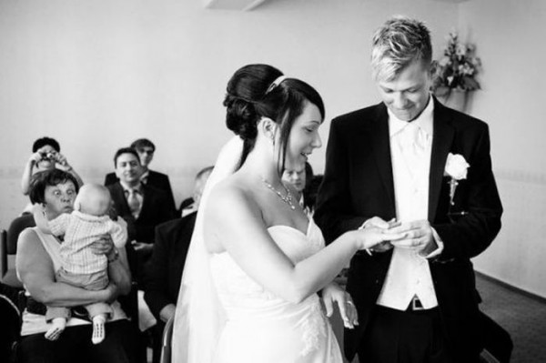 wedding_pictures_of_funny_and_awkward_moments_15