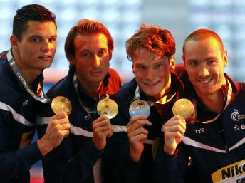 2013-07-28T182737Z_964738088_LR2E97S1F9RBE_RTRMADP_3_SWIMMING-WORLD_0