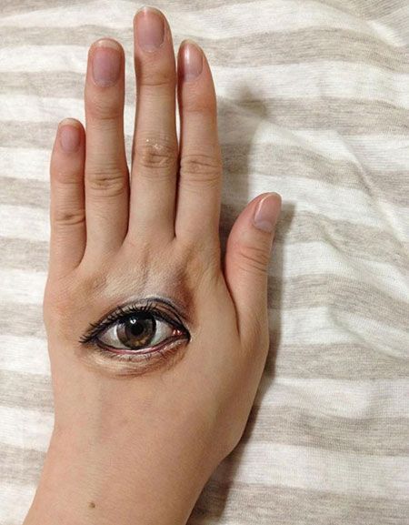 3D-Illusion-Art-Body-Paintings-by-Hikaru-Cho-Hand-Eye