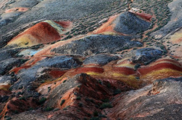 Zhangye-Danxia-Landform-05-720x477