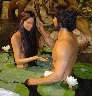 adam-and-eve-in-the-creation-museum-monica-lam-2007