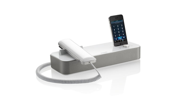 audioffice-laccessoire-geek-qui-transforme-votre-iphone-en-telephone-fixe5