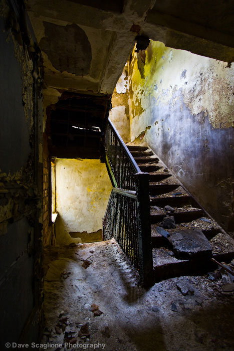 a-la-decouverte-des-asiles-abandonnes-les-plus-flippants-du-monde20