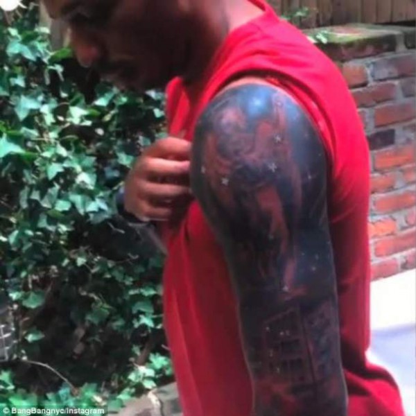tatouage-Thierry-Heny-bras-gauche