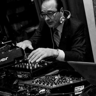 295684_299960366799864_556913366_n