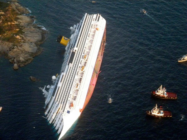 COSTA_CONCORDIA_Grounding_Article_Fortunes_de_Mer-21022012 (4)