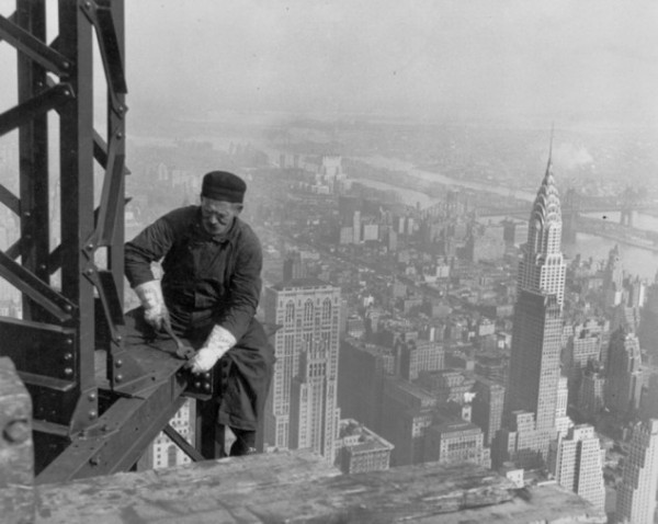 Builders-in-New-York-at-Insane-Heights-02-634x506