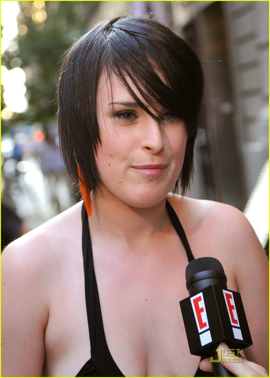 rumer-willis-power-of-paws-13