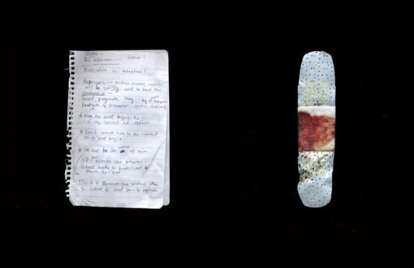 timothy-met-en-scene-lautisme-de-son-fils-dans-des-photographies-touchantes-pleines-de-malice19