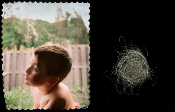 timothy-met-en-scene-lautisme-de-son-fils-dans-des-photographies-touchantes-pleines-de-malice20