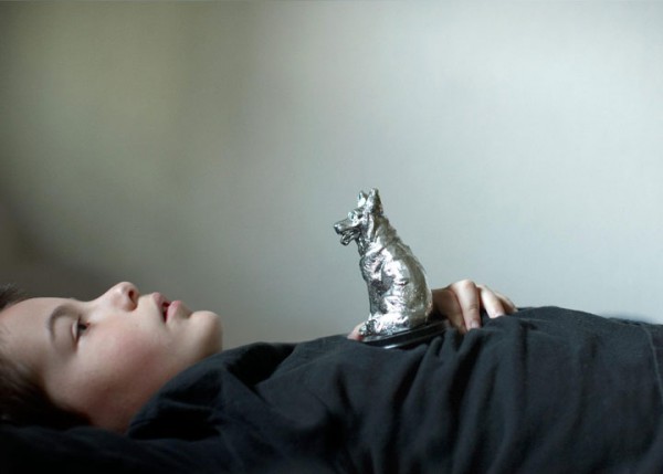 timothy-met-en-scene-lautisme-de-son-fils-dans-des-photographies-touchantes-pleines-de-malice7