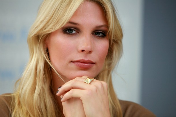 816a9bdd5e7949c6809651e89c7323e7_large