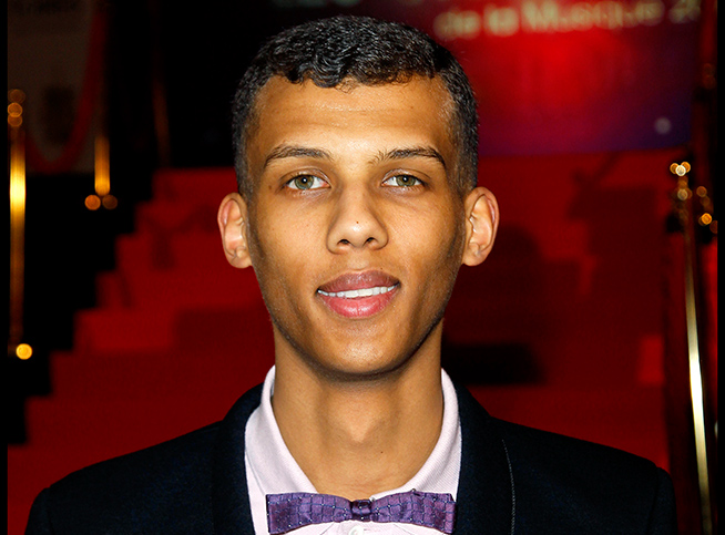 Stromae 2021 потолстел. Stromae сейчас 2022. Stromae отец. Стромае papaoutai. Пап уте перевод.
