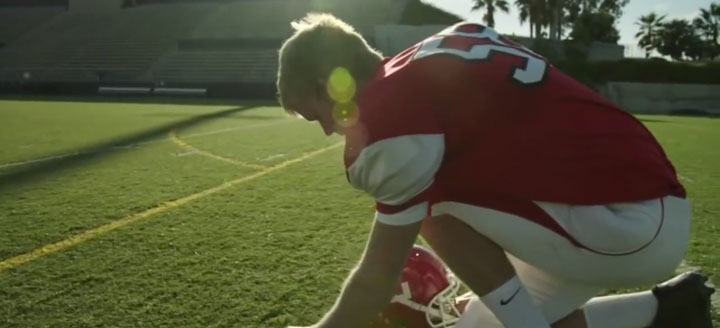 un-jeune-aveugle-de-16-ans-nous-offre-une-veritable-lecon-de-vie-en-poursuivant-son-reve-de-jouer-au-football-americain9