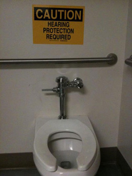 1_22-panneaux-de-signalisation-qui-desinforment-en-fous-rires13