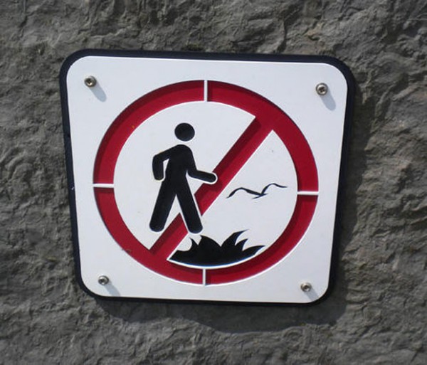 1_22-panneaux-de-signalisation-qui-desinforment-en-fous-rires7