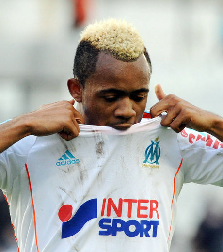 la-coupe-de-cheveux-favorite-de-jordan-ayew-la-crete-blonde_74161_w460