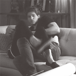 tumblr_mwkcaxERVn1sbzv02o1_250