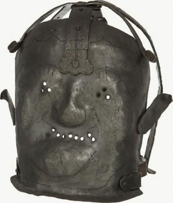 17th-Century-Insanity-Mask