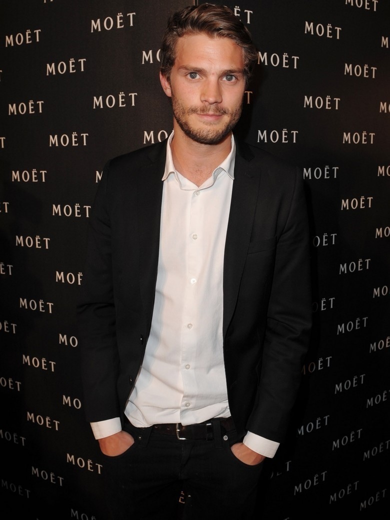 Alessandro-Proto-a-tout-ou-presque-du-vrai-Christian-Grey_exact780x1040_p
