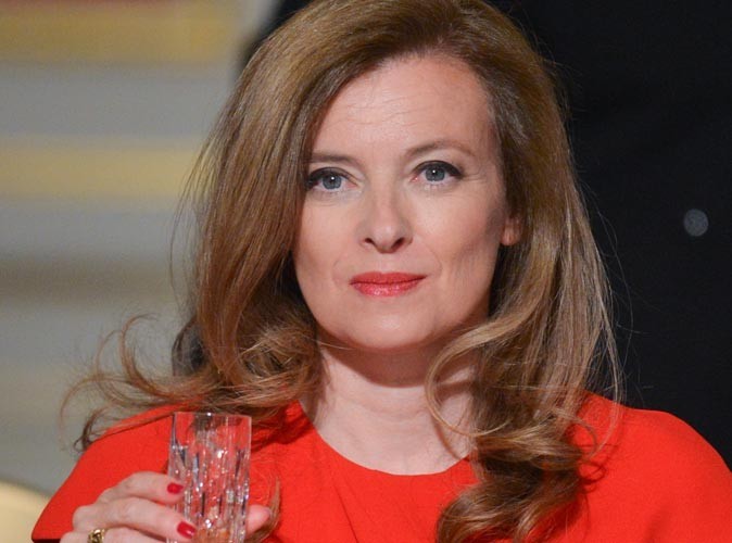De-Valerie-Trierweiler-a-Bernadette-Chirac-combien-coutent-les-premieres-dames_portrait_w674