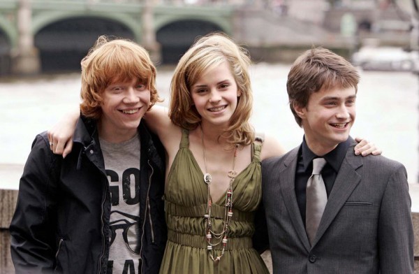 Harry--Ron--Hermione-harry-ron-and-hermione-357523_840_549