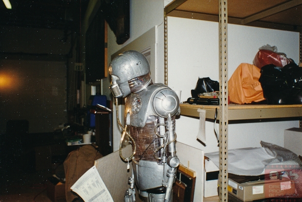 Rare-LFL-Lucasfilm-Archives-Movie-Prop-Lost-Photos-Star-Wars-Indiana-Jones-Historic-Visit-Original-Prop-Blog-005-RSJ