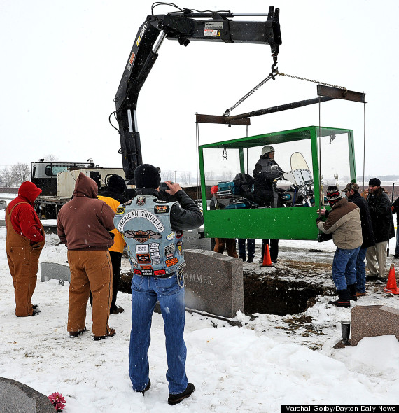 o-BIKER-FUNERAL-570