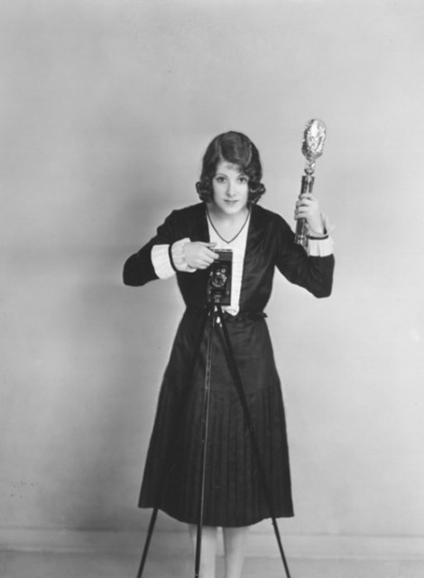 old-selfies-vintage-dress-470x640