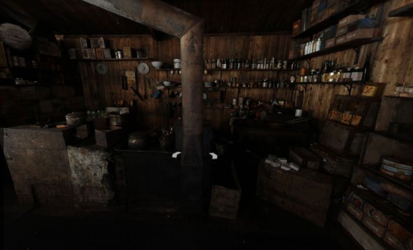 scotts-hut-cape-evans-on-ross-island-4