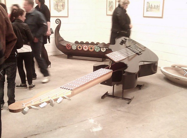 slide_300741_2523571_free