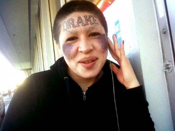 18-tatouages-faciaux-completement-wtf-qui-en-disent-long-sur-ces-personnes2