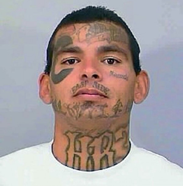 18-tatouages-faciaux-completement-wtf-qui-en-disent-long-sur-ces-personnes9