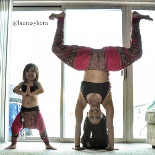 Laura-Kasperzak-yoga-14
