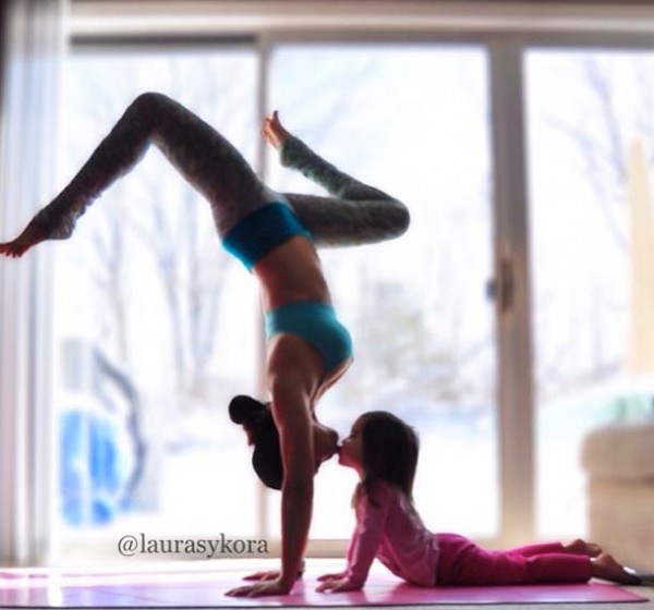 Laura-Kasperzak-yoga-7