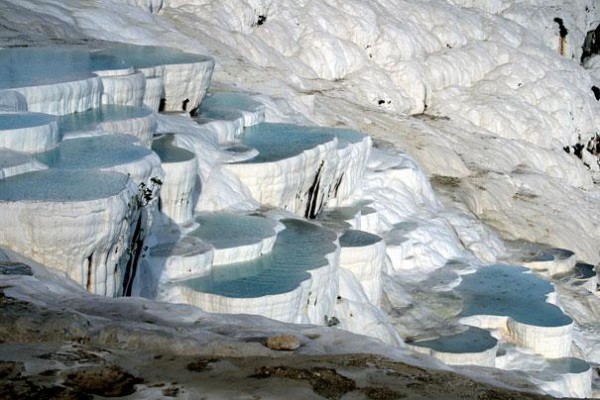 amazing-places-antelope-pamukkale-1