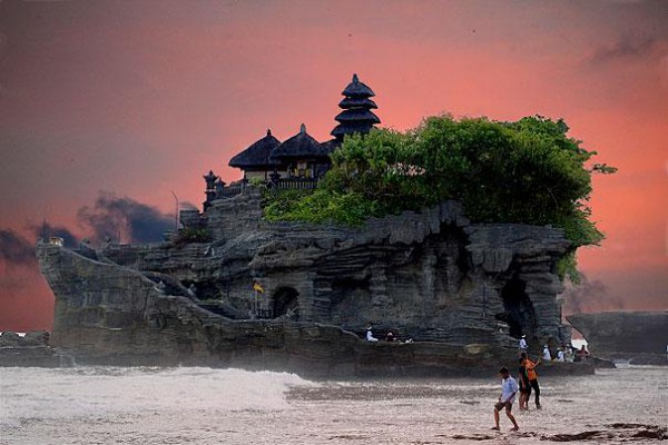 amazing-places-tanah-lot-bali-3