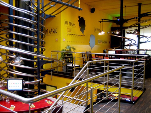 11-restaurants-parmi-les-plus-geek-du-monde17-659x494