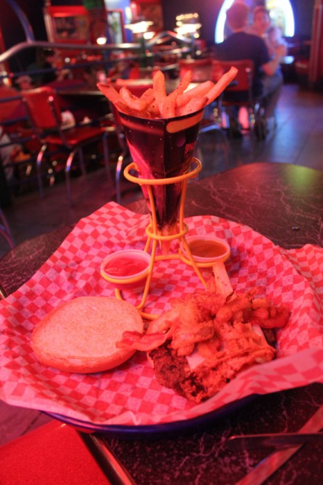 11-restaurants-parmi-les-plus-geek-du-monde27-659x988