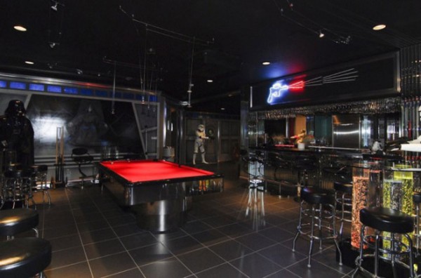 11-restaurants-parmi-les-plus-geek-du-monde53-659x436