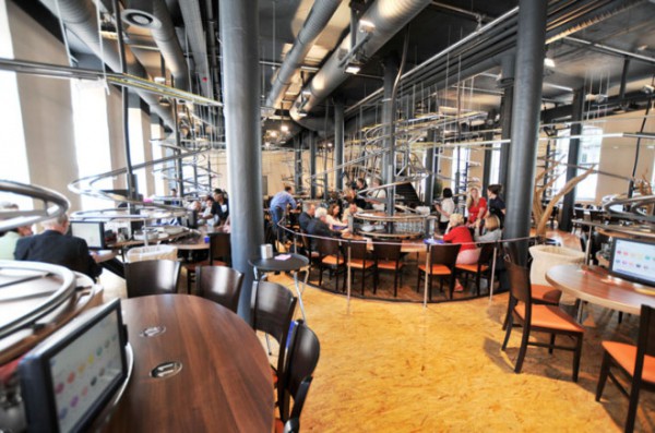 11-restaurants-parmi-les-plus-geek-du-monde6-659x437