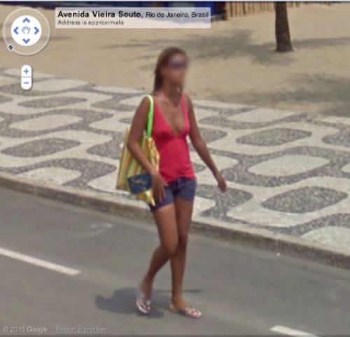 hot-girls-google-street-3